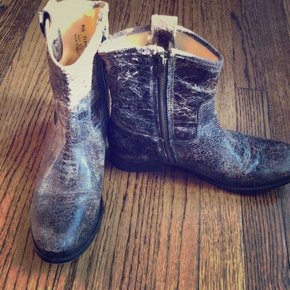 Frye Shoes - Frye short Melissa boots